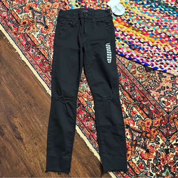 NWT Mother The Looker Ankle Fray in color guilty as sin distressed black jean 24 - Picture 2 of 13